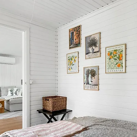 Three-bedroom In بيت للعطل Rødby