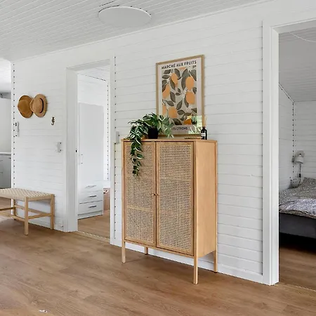 Three-bedroom In * Rødby